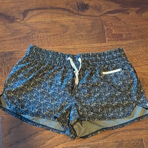 Vuori Women's Black and Gray Patterned Athletic Shorts